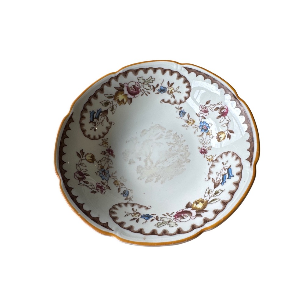 Royal Doulton The Beaufort Bone China Fruit Dessert Bowl Scalloped England